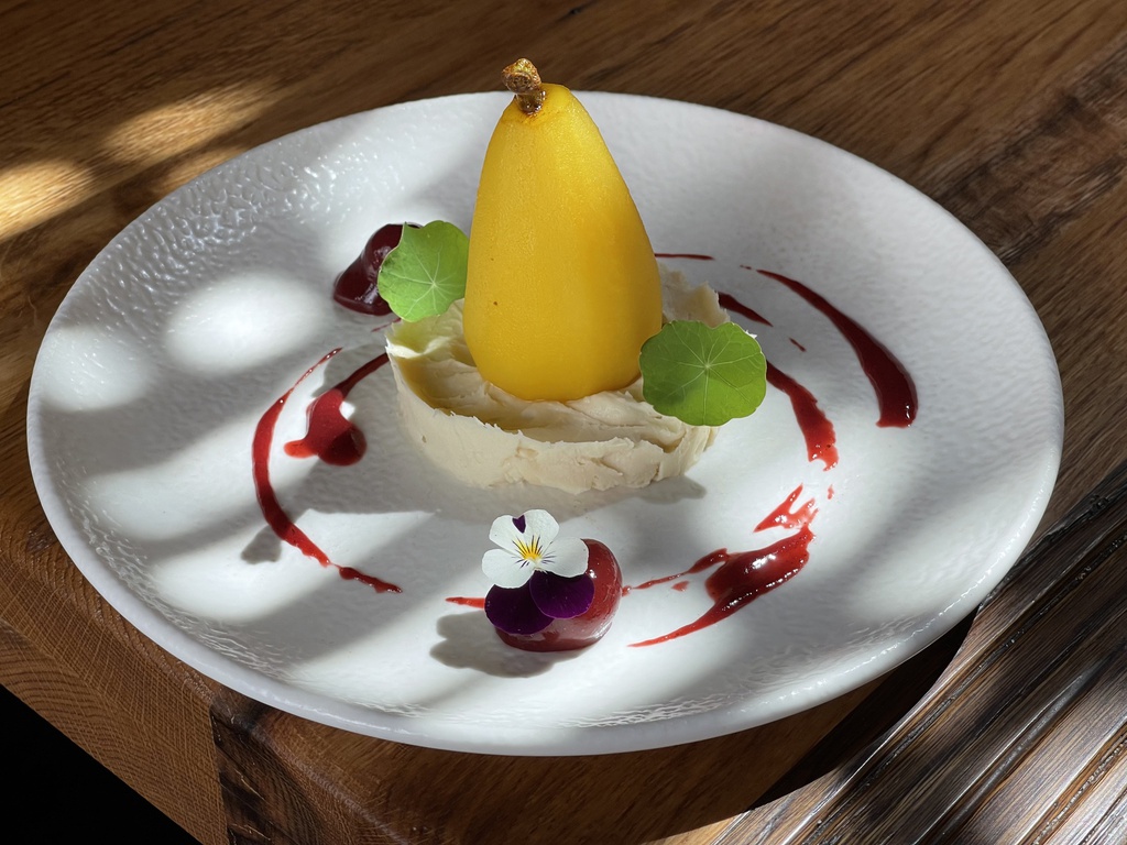 Poached pear  with parsley cream and white chocolate